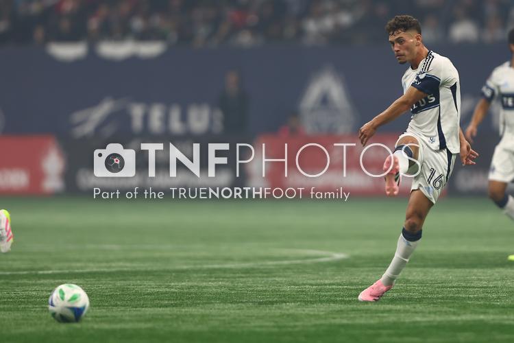 TrueNorthFoot_VAN_vs_VAN_20251001_AA-4088.jpg