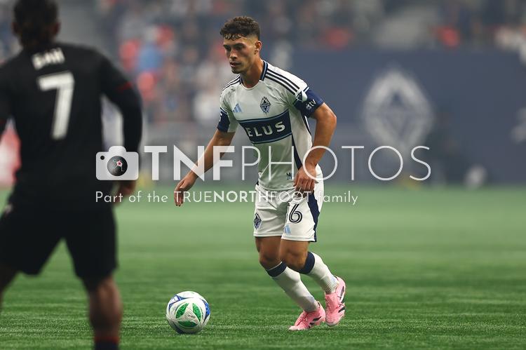 TrueNorthFoot_VAN_vs_VAN_20251001_AA-4089.jpg
