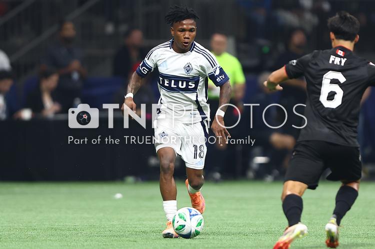 TrueNorthFoot_VAN_vs_VAN_20251001_AA-4452.jpg