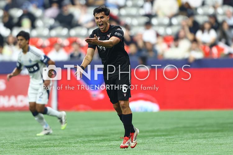 TrueNorthFoot_VAN_vs_VAN_20251001_AA-4461.jpg