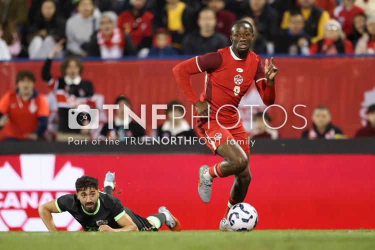 TrueNorthFoot_CAN_vs_AUS_20251010_TS-4103.jpg