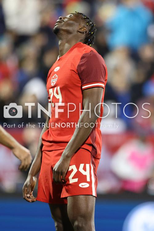 TrueNorthFoot_CAN_vs_AUS_20251010_TS-4179.jpg