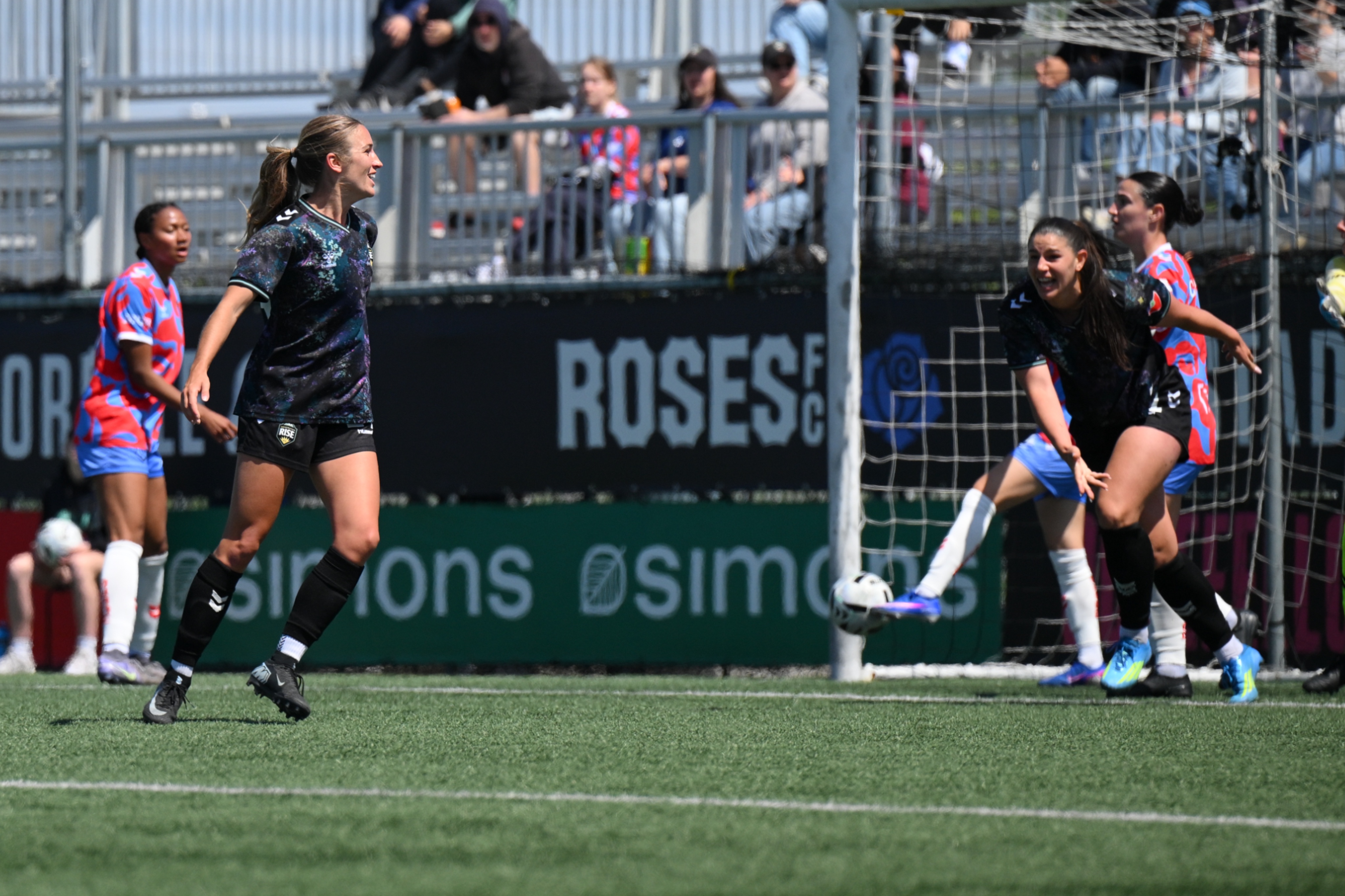 Column: Vancouver Weekly, 08 | The Rise win late thriller, Vancouver FC defeated at the death again, and WFC2 fall short in road game