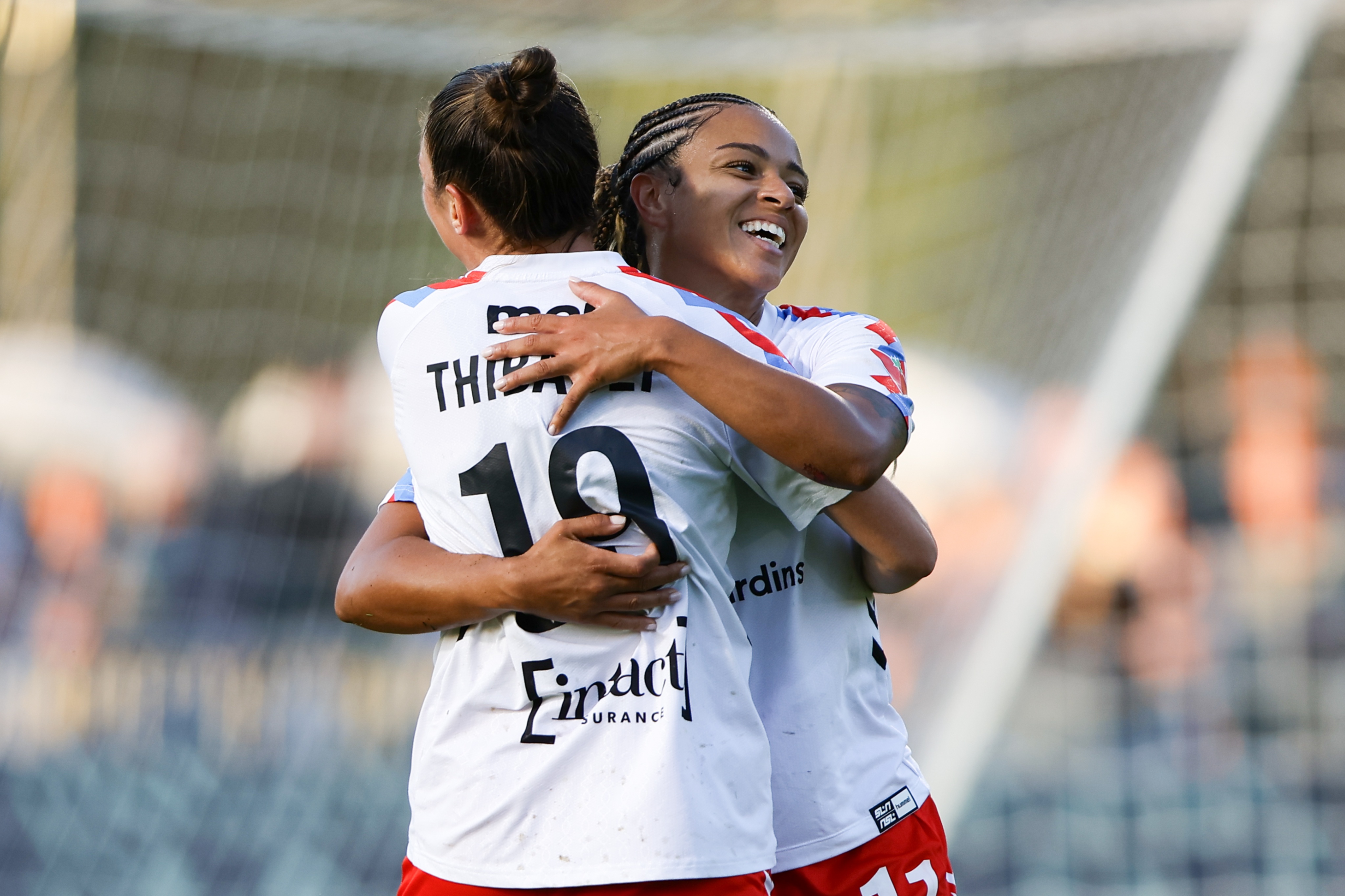 Seven-goal thriller ends in big Montreal Roses victory away at Vancouver