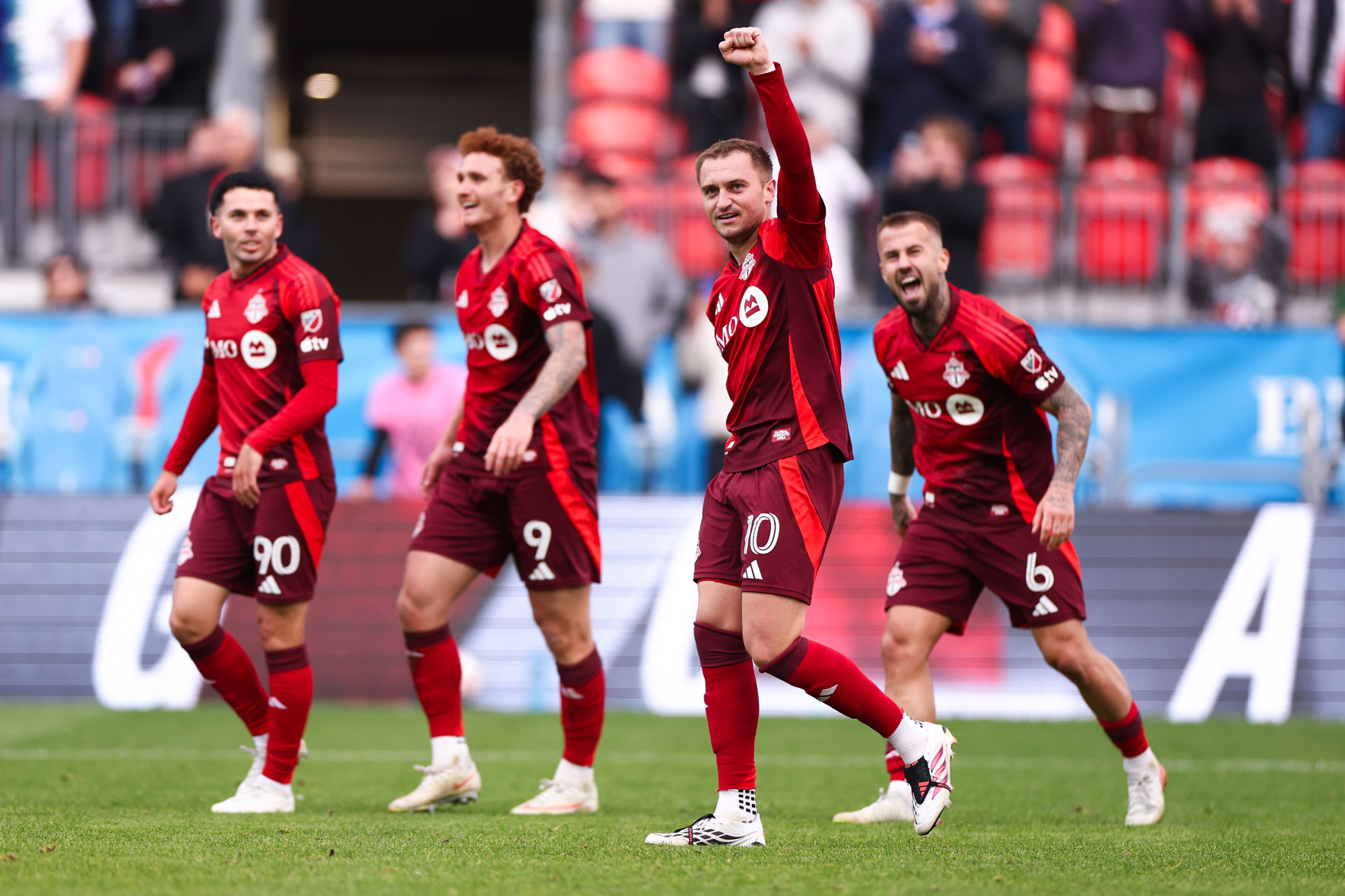 Toronto complete stunning comeback to defeat Montreal 2-1 in Canadian Classique thriller