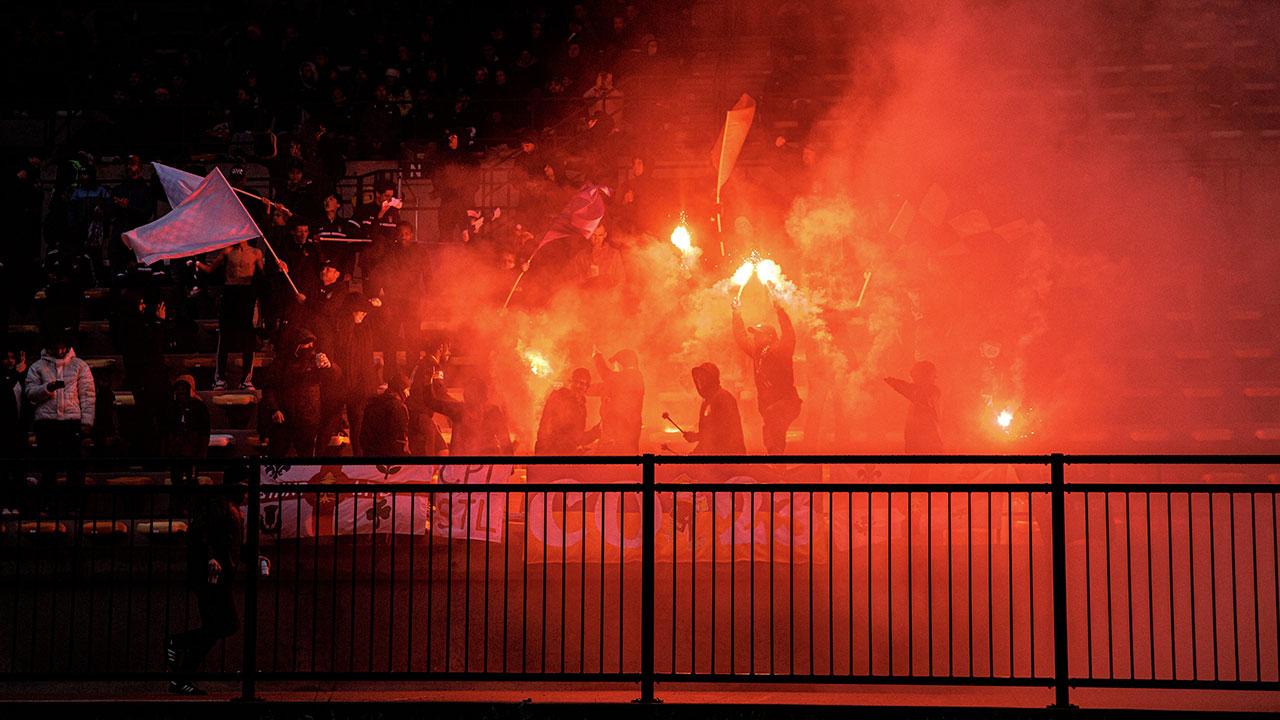 The tremendous party in the Claude-Robillard stands: Photos & videos