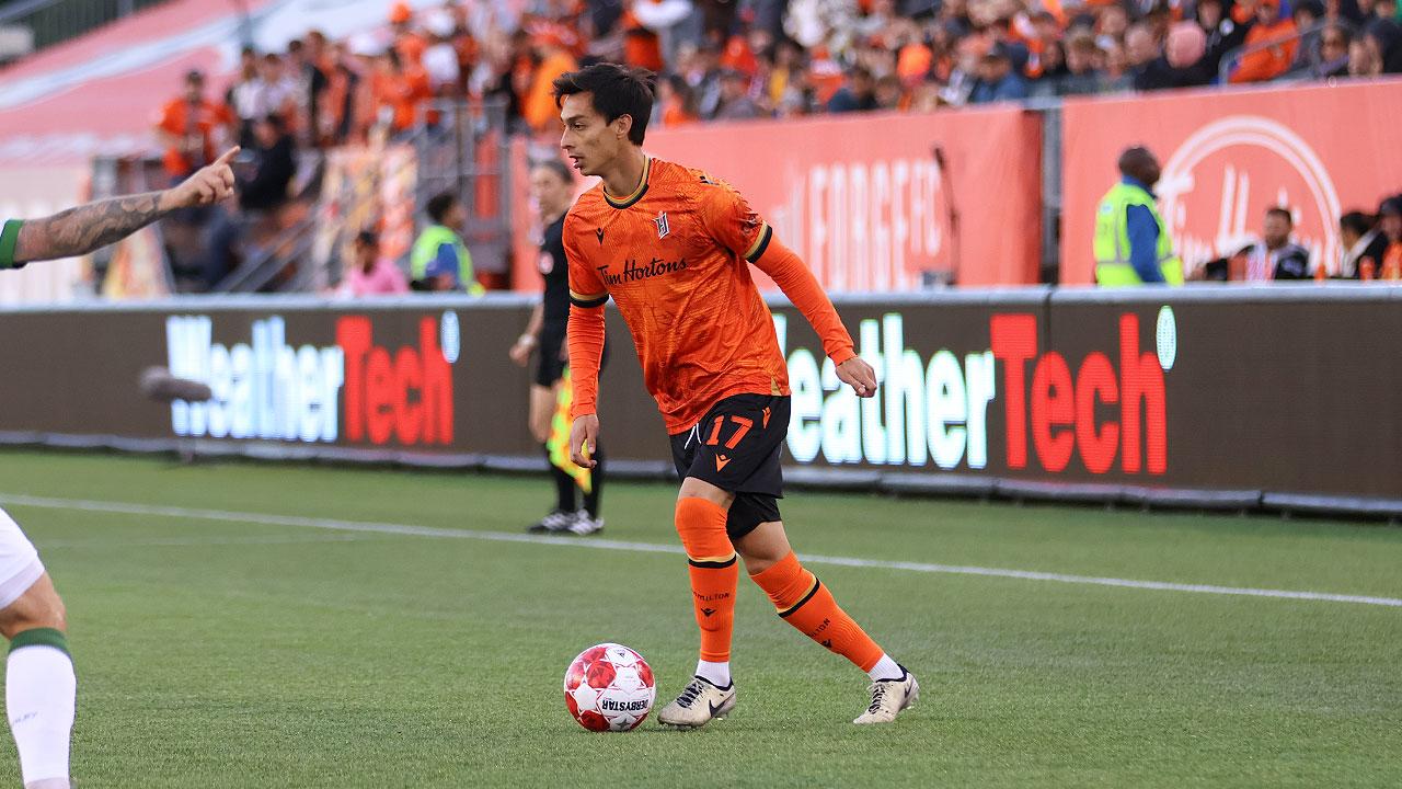 Rumour: Amidst a possible move to Atlas, Forge will trigger Daniel Parra's 2025 option