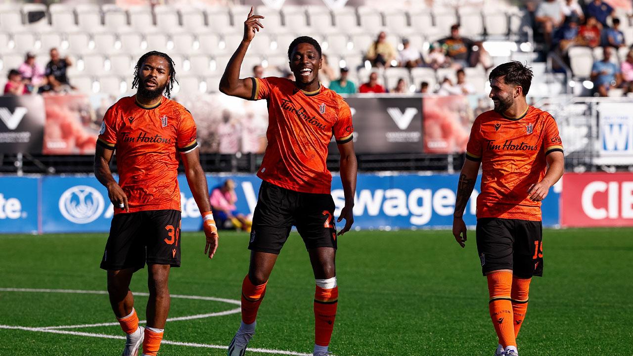 RECAP: Forge clinches playoff spot in 3-1 beating of Vancouver